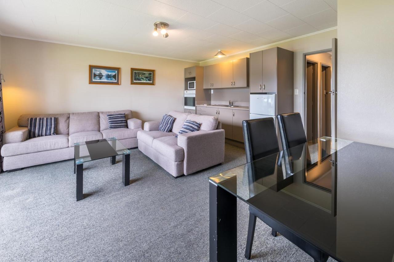 Lakeside Motel & Apartments Te Anau Eksteriør billede